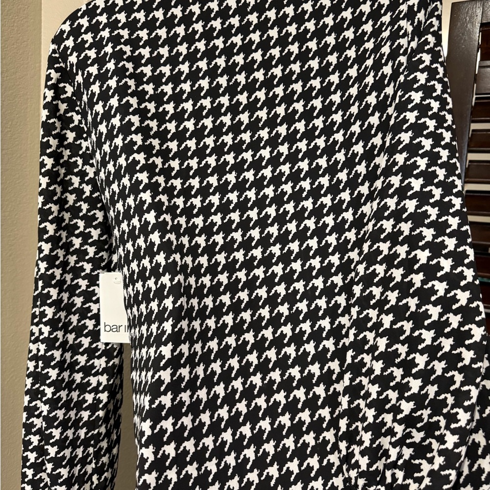 Bar III Black and White Houndstooth Blouse - Picture 3 of 3
